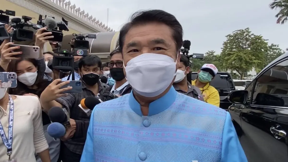 "สุริยะ" ยัน "สามมิตร" ไม่เปลี่ยนใจไปจากพรรคพลังประชารัฐ