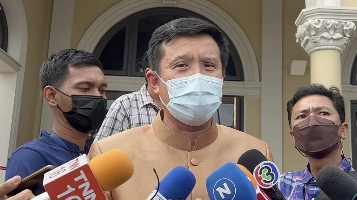 "ชัยวุฒิ"ย้ำรธน.ใหม่ไม่ได้ทำใครได้หรือเสียเปรียบ "ชัยวุฒิ"ย้ำรธน.ใหม่ไม่ได้ทำใครได้หรือเสียเปรียบ