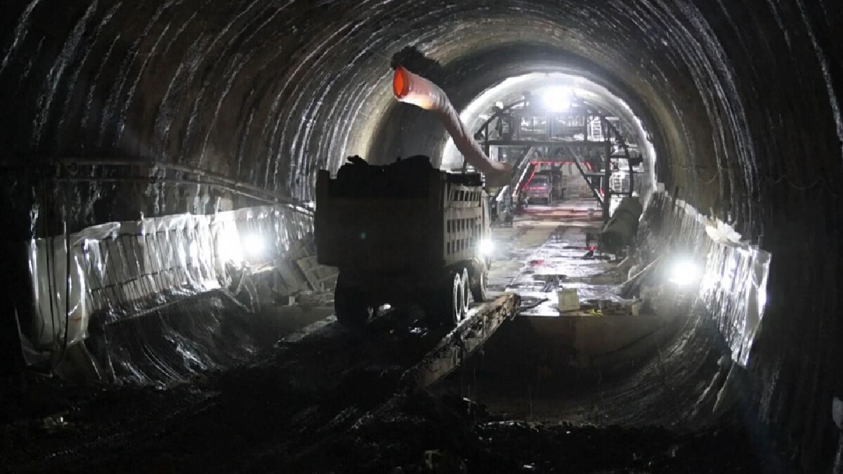 อุโมงค์สุดท้ายเสร็จ รถไฟความเร็วสูงจีนจ่อเข้าเวียดนาม