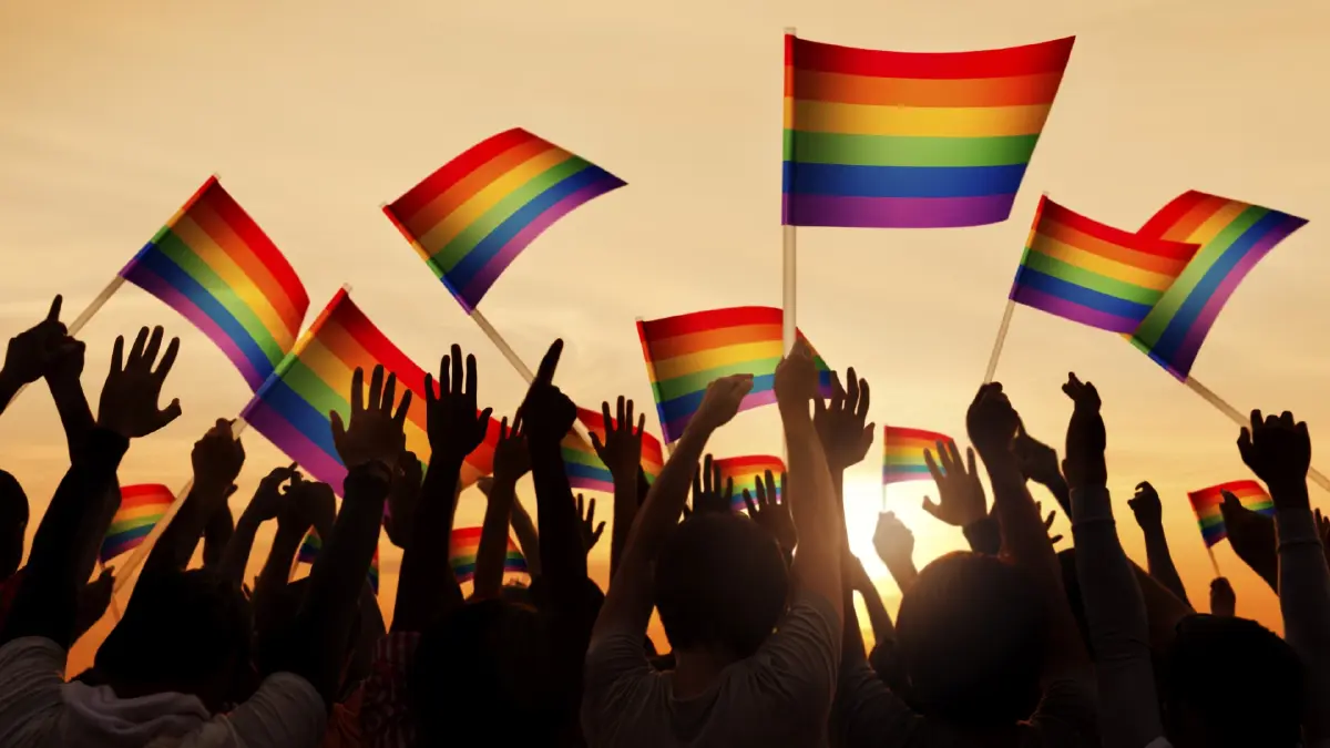 LGBT เฮ! ศาลรัฐธรรมนูญเปิดทางเพศเดียวกันแต่งงานได้ LGBT เฮ! ศาลรัฐธรรมนูญเปิดทางเพศเดียวกันแต่งงานได้