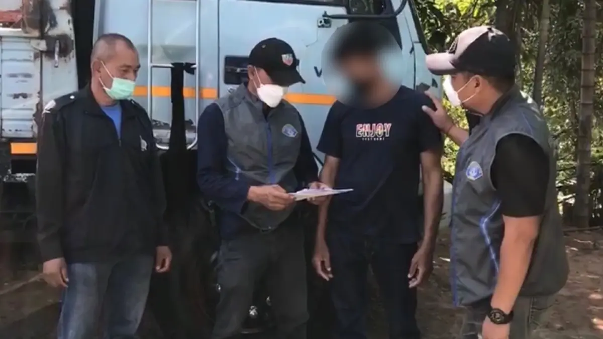 กองปราบบุกจับ "สามีโหด" คว้าปืนลูกซองยิงภรรยาดับหนีคดีนาน 16 ปี กองปราบบุกจับ "สามีโหด" คว้าปืนลูกซองยิงภรรยาดับหนีคดีนาน 16 ปี