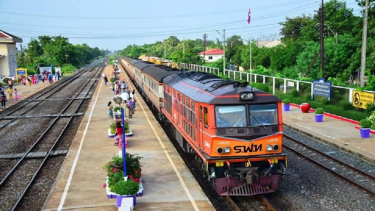 การรถไฟฯ เพิ่มอีก 46 ขบวน รองรับนักท่องเที่ยว ส่งทั่วไทย การรถไฟฯ เพิ่มอีก 46 ขบวน รองรับนักท่องเที่ยว ส่งทั่วไทย