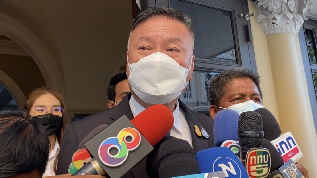 "นิโรธ"ประเดิมประชุมวิปรบ.ที่ทำเนียบฯครั้งแรก มั่นใจคุมเสียงอยู่ "นิโรธ"ประเดิมประชุมวิปรบ.ที่ทำเนียบฯครั้งแรก มั่นใจคุมเสียงอยู่
