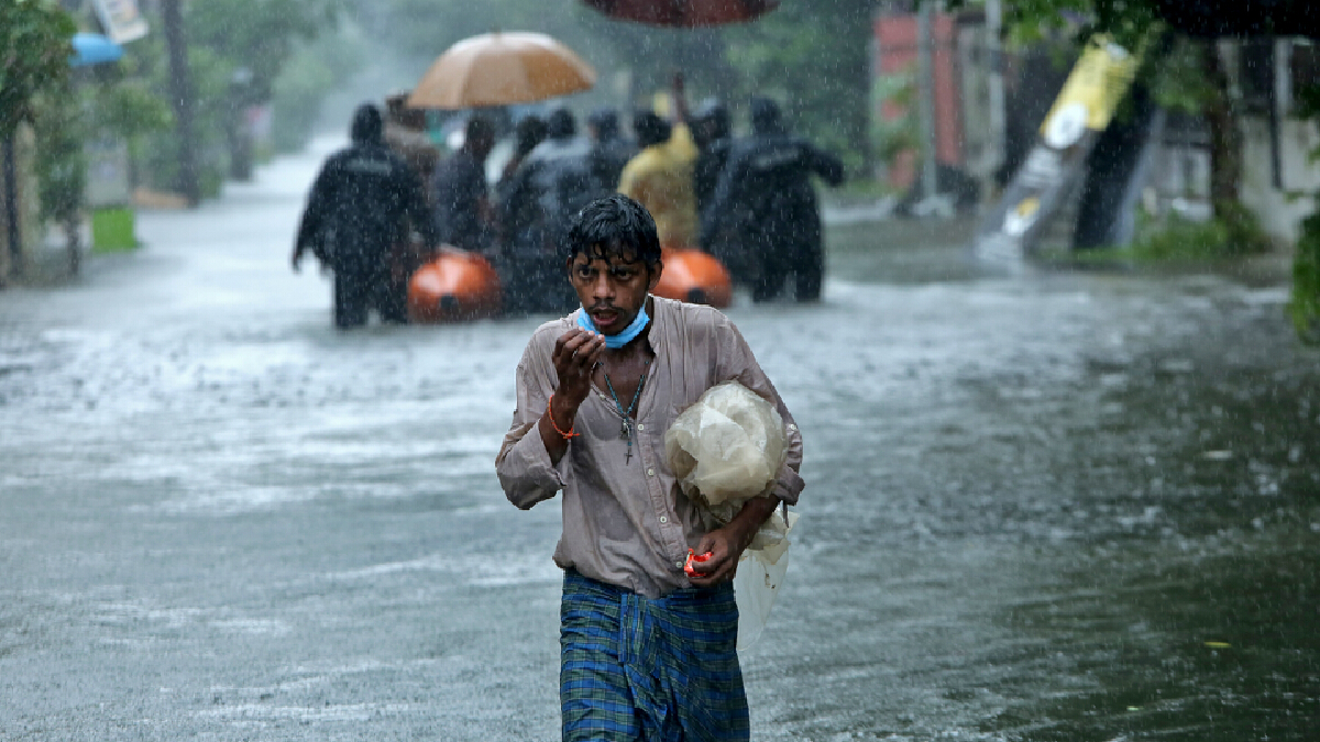 อินเดีย ศรีลังกา เจอฝนตกน้ำท่วมผิดฤดู ตาย 39 ราย อินเดีย ศรีลังกา เจอฝนตกน้ำท่วมผิดฤดู ตาย 39 ราย
