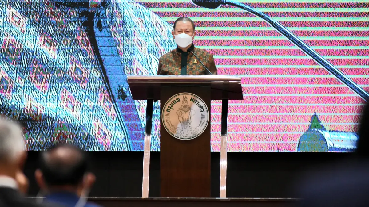 หอการค้าปลื้ม ‘ไทยร่วมใจ’ ช่วยเปิดเมือง หอการค้าปลื้ม ‘ไทยร่วมใจ’ ช่วยเปิดเมือง