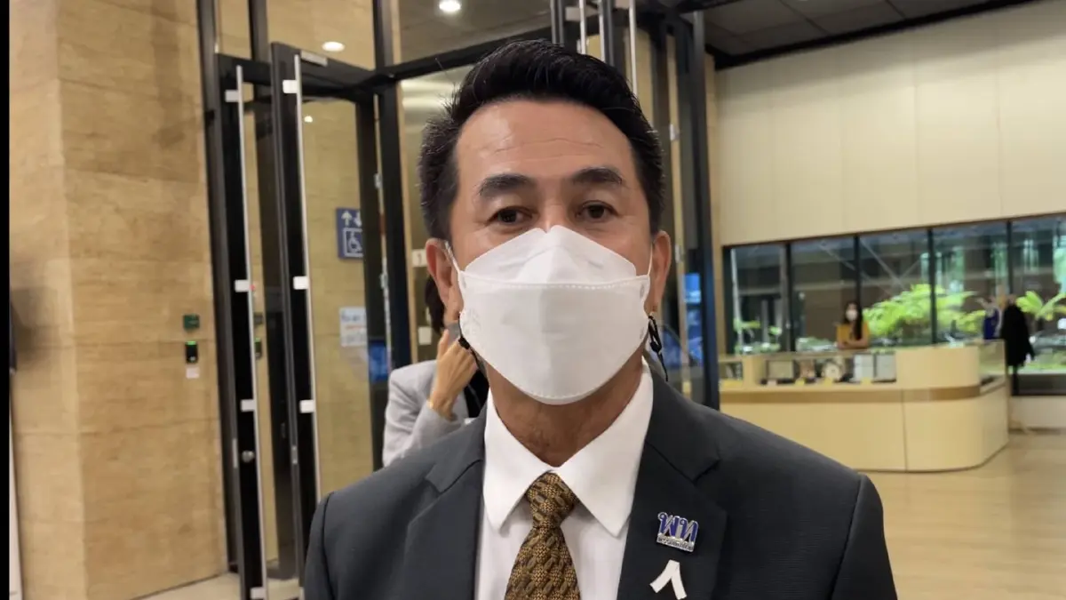 “หมอชลน่าน” ไม่ปิดกั้น “บิ๊กเนม พลังประชารัฐ” ย้ายซบเพื่อไทย