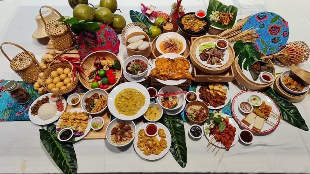 ชูอาหาร "สตรีทฟู้ด" กระตุ้นการท่องเที่ยวภูเก็ตช่วงหยุดยาว ชูอาหาร "สตรีทฟู้ด" กระตุ้นการท่องเที่ยวภูเก็ตช่วงหยุดยาว