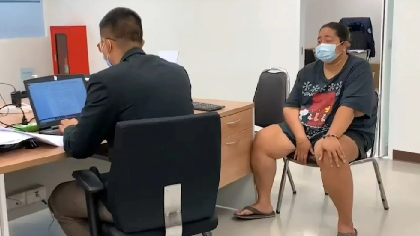 สอท. รวบสาวแสบอ้างเป็นน้องโบนัสในตำนานหลอกลวงเหยื่อให้โอนเงิน