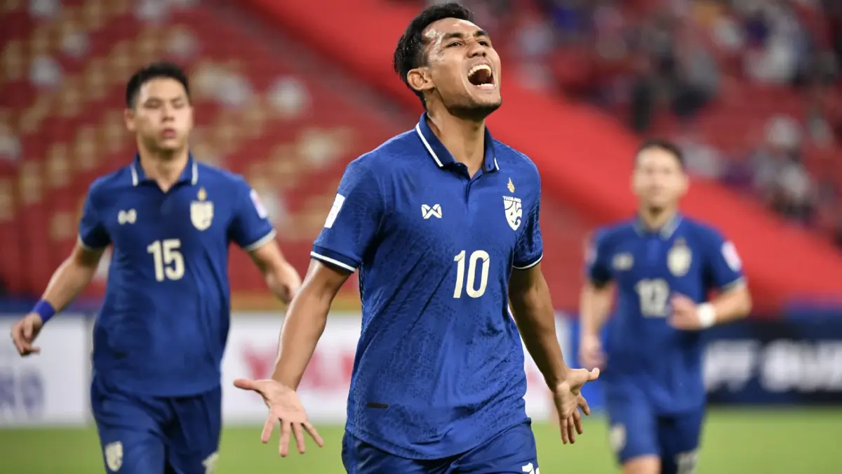 "ธีรศิลป์" เบิ้ลพาช้างศึก อัด เมียนมา 4-0 แซงขึ้นจ่าฝูงกลุ่ม เอ
