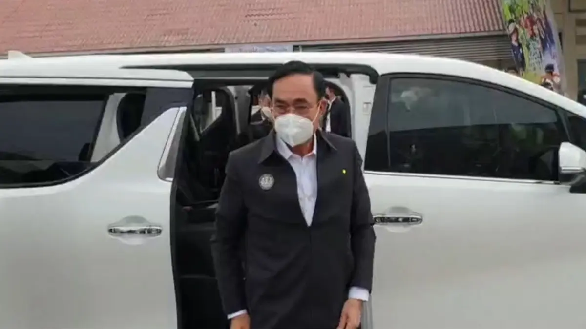 นายกฯ ลุยสุพรรณบุรีแจกเงินประกันรายได้ข้าว นายกฯ ลุยสุพรรณบุรีแจกเงินประกันรายได้ข้าว