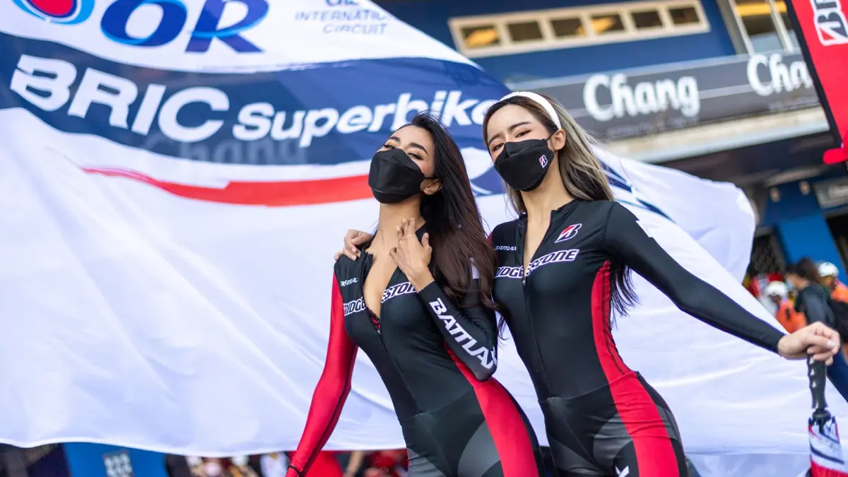 ประมวลภาพทัพพริตตี้ระดับตัวแม่ "OR BRIC Superbike" ส่งตรงจากบุรีรัมย์