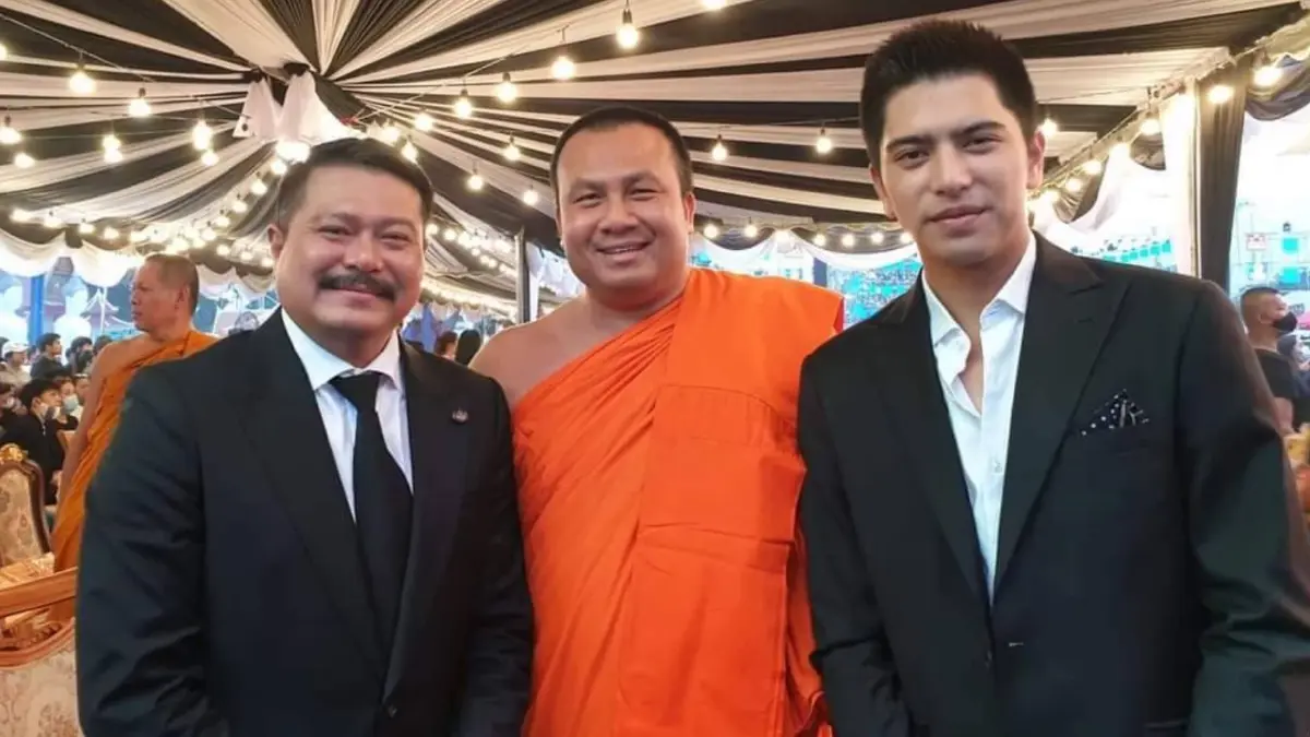 "วัน อยู่บำรุง" ยอมรับ "พระมหาสมปอง" สนใจร่วมทำงานพรรคเพื่อไทย "วัน อยู่บำรุง" ยอมรับ "พระมหาสมปอง" สนใจร่วมทำงานพรรคเพื่อไทย