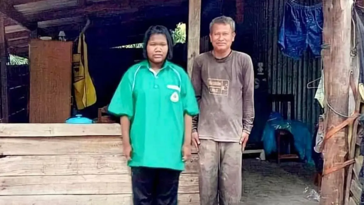ซาบซึ้ง! ตัดต่อภาพ "ลูกสาว" ร่วมเฟรม "พ่อผู้ล่วงลับ" เป็นครั้งสุดท้าย ซาบซึ้ง! ตัดต่อภาพ "ลูกสาว" ร่วมเฟรม "พ่อผู้ล่วงลับ" เป็นครั้งสุดท้าย