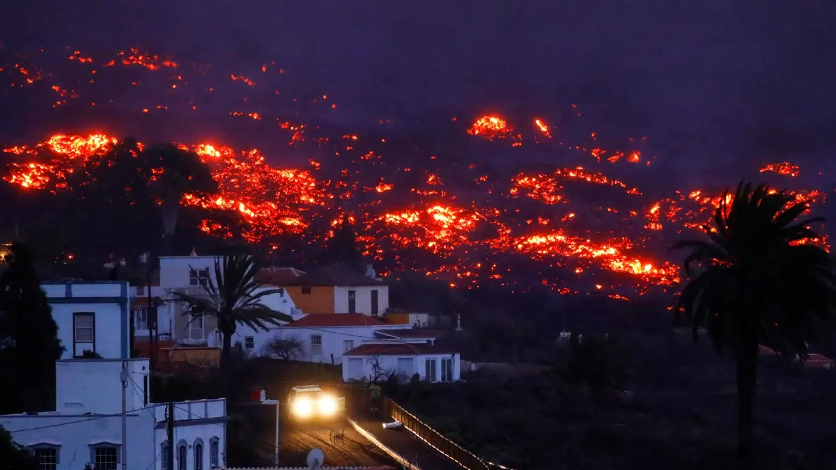 ภูเขาไฟในสเปนระเบิดครบ 85 วัน ทำลายสถิติ 436 ปีปะทุยาวนาน