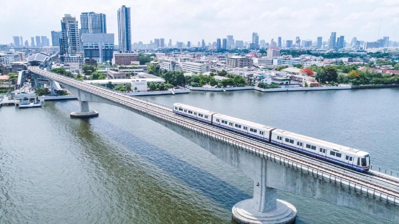 "เทศกาลปีใหม่"  รถไฟฟ้า MRT บริการข้ามปีถึงตี 2