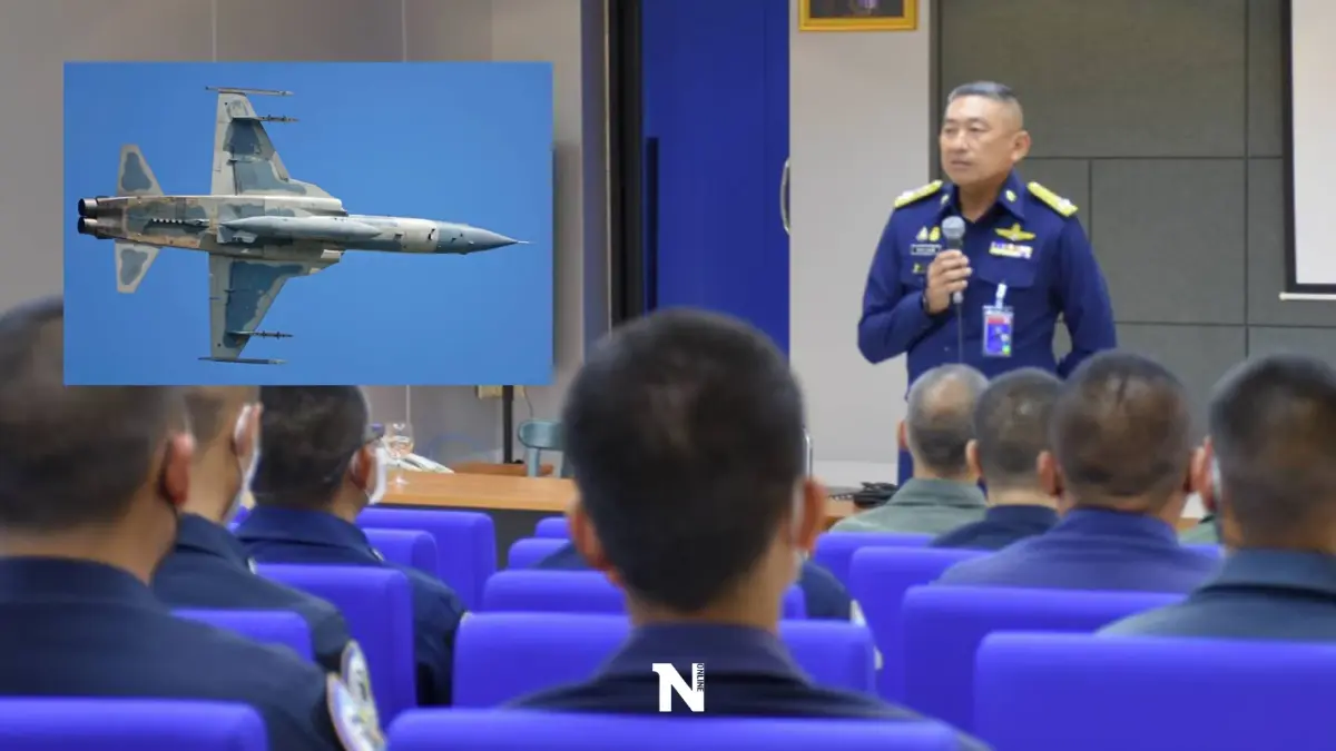 ผบ.ทอ. บินด่วนนครสวรรค์ สร้างขวัญกำลังใจฝูงบิน 211 หลัง F-5F ประสบอุบัติเหตุ