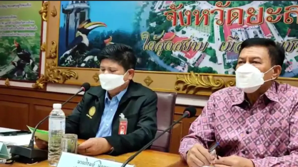 "เสกสกล" ลุยยะลารับเรื่องร้องทุกข์เตรียมพร้อมก่อน "บิ๊กตู่" ลงพื้นที่ "เสกสกล" ลุยยะลารับเรื่องร้องทุกข์เตรียมพร้อมก่อน "บิ๊กตู่" ลงพื้นที่