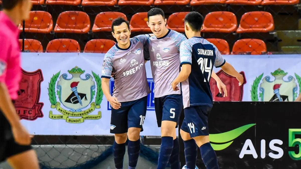 บลูเวฟถล่มเกษมบัณฑิต7-3ศึกฟุตซอลไทยลีก บลูเวฟถล่มเกษมบัณฑิต7-3ศึกฟุตซอลไทยลีก