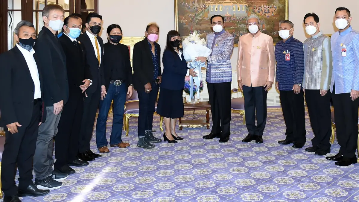 กลุ่มศิลปิน ขอบคุณนายกฯ ที่เยียวยา  เผย ทำให้เปลี่ยนความคิดที่มีกับ "ลุงตู่"