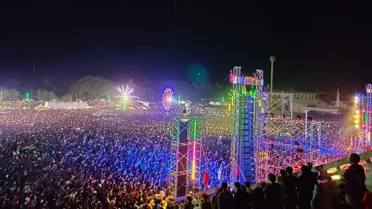 โอมิครอนโผล่สุรินทร์พบผู้ติดเชื้อ 3 ราย โยงงานช้างแฟร์ ผู้เสี่ยงสูง30 โอมิครอนโผล่สุรินทร์พบผู้ติดเชื้อ 3 ราย โยงงานช้างแฟร์ ผู้เสี่ยงสูง30