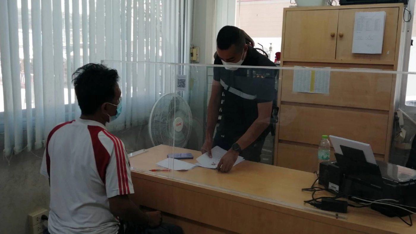 จับแล้วหนุ่มเตะคนแก่บาดเจ็บ ยันบันดาลโทสะถูกมองตั้งแต่หัวจรดเท้า