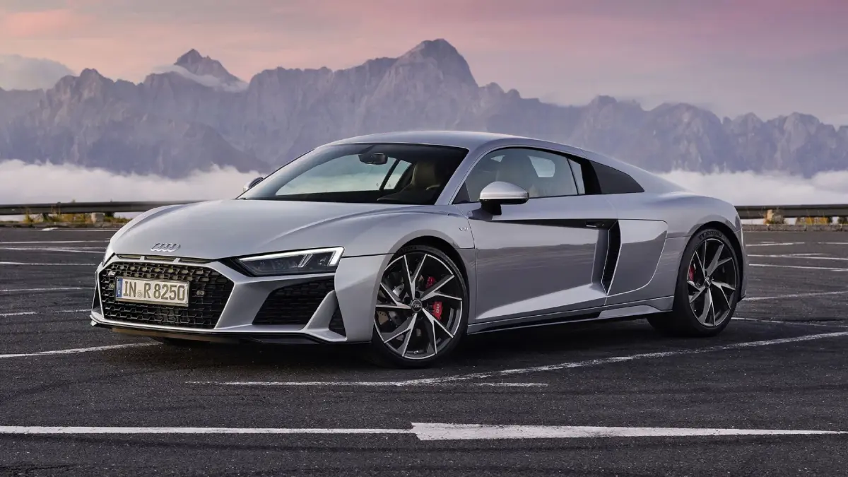 Audi เตรียมสืบทอด R8 ด้วยรถพลังงานไฟฟ้า Audi เตรียมสืบทอด R8 ด้วยรถพลังงานไฟฟ้า
