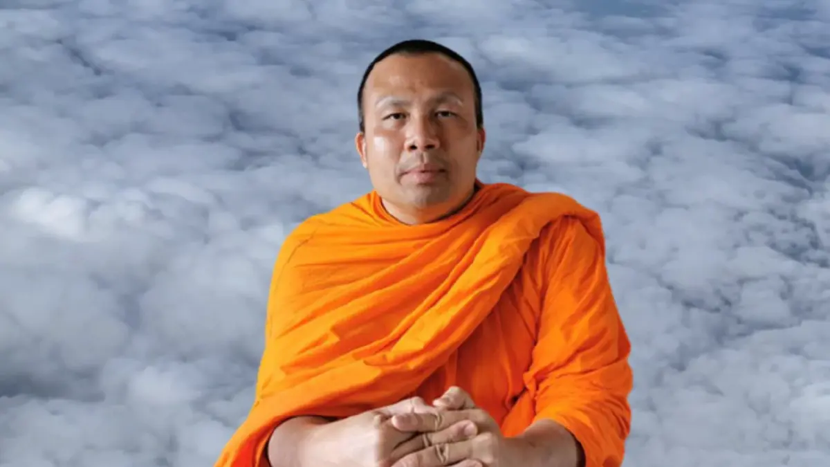แฟนคลับซึ้ง! "พระมหาสมปอง" โพสต์คลิปท้องฟ้า บอก "ใจหาย" ลาสิกขาวันนี้ แฟนคลับซึ้ง! "พระมหาสมปอง" โพสต์คลิปท้องฟ้า บอก "ใจหาย" ลาสิกขาวันนี้