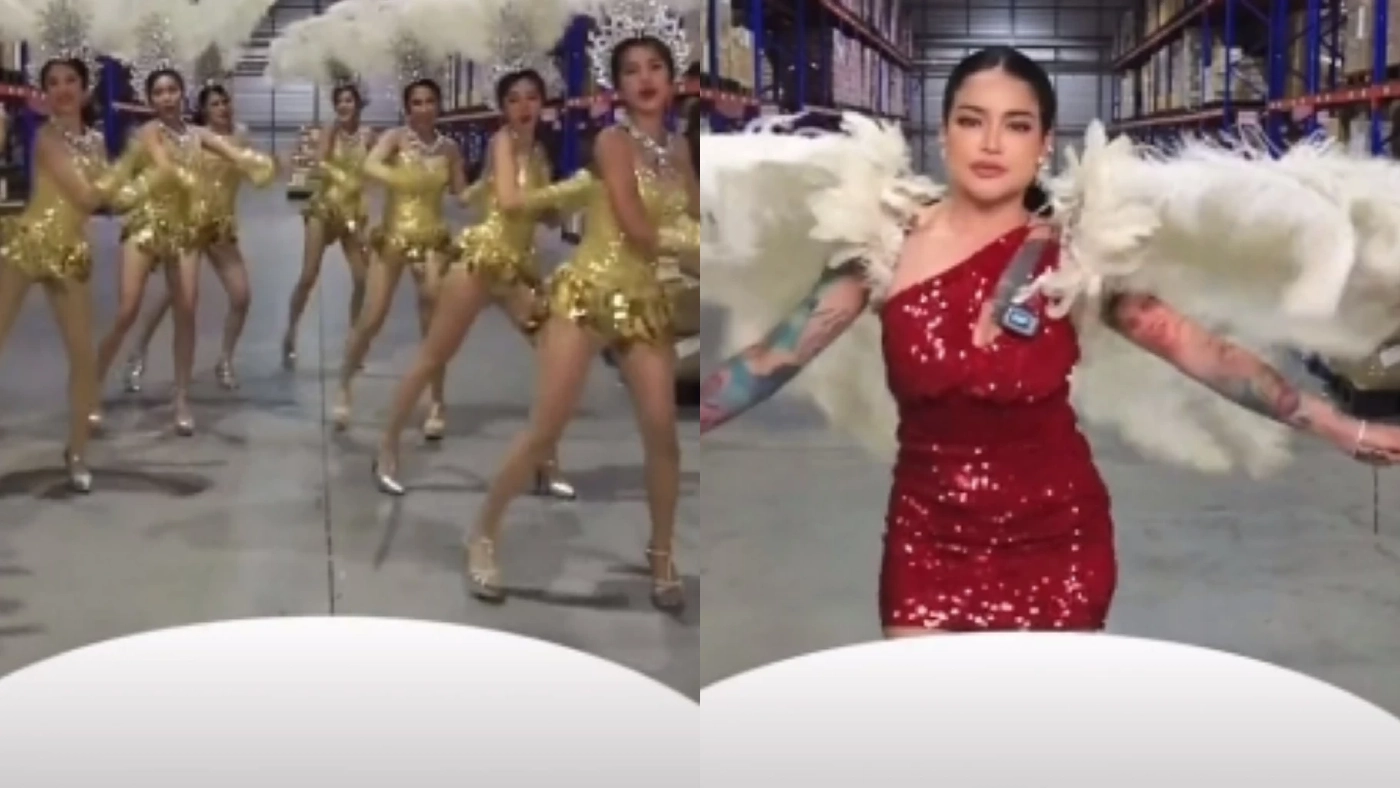 มิติใหม่ “พิมรี่พาย” จัดชุดใหญ่ขนหางเครื่องไลฟ์สดขายของ คนดูพุ่งสองแสน