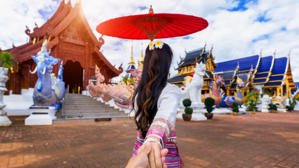 สวนดุสิตโพล เผย คนไทยกังวล “โอมิครอน” กระทบการท่องเที่ยวเทศกาลปีใหม่