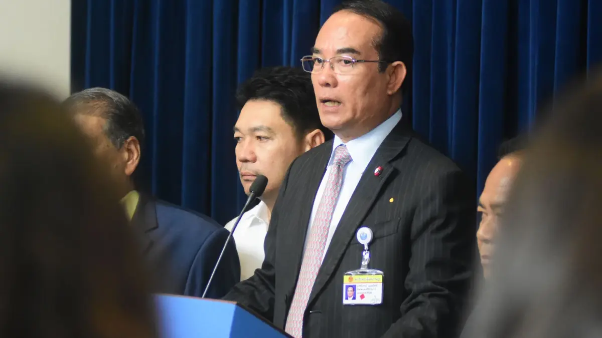 "ชินวรณ์"ย้ำเรื่องดีถ้าพรรคร่วมไม่คิดส่งส.ส.แข่งเลือกตั้งซ่อม "ชินวรณ์"ย้ำเรื่องดีถ้าพรรคร่วมไม่คิดส่งส.ส.แข่งเลือกตั้งซ่อม