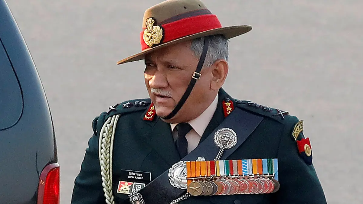 เฮลิคอปเตอร์ตก คร่าชีวิตนายทหารระดับสูงสุดของอินเดีย เฮลิคอปเตอร์ตก คร่าชีวิตนายทหารระดับสูงสุดของอินเดีย