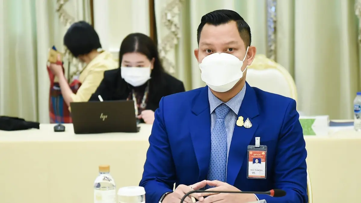 โฆษกรัฐบาลสวน "ประเสริฐ" ว่าแต่เขา อิเหนาเป็นเอง โฆษกรัฐบาลสวน "ประเสริฐ" ว่าแต่เขา อิเหนาเป็นเอง