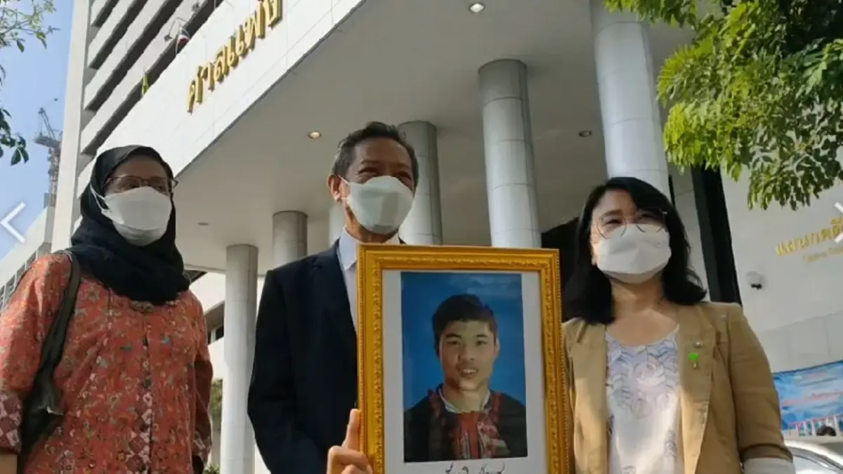 ศาลยกฟ้องครอบครัว "ชัยภูมิ ป่าแส" ฟ้องค่าเสียหาย ทบ. เตรียมสู้ต่อชั้นฎีกา ศาลยกฟ้องครอบครัว "ชัยภูมิ ป่าแส" ฟ้องค่าเสียหาย ทบ. เตรียมสู้ต่อชั้นฎีกา