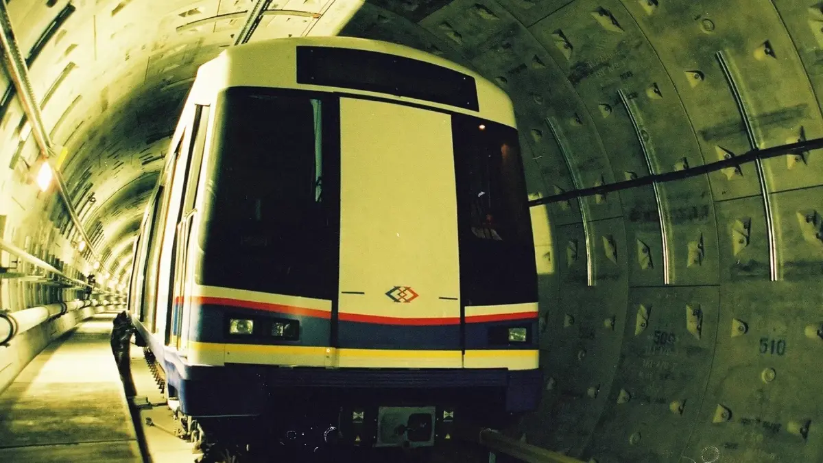 รถไฟฟ้า MRT สายสีน้ำเงิน-สีม่วง เปิดนั่งฟรีวันเด็ก รถไฟฟ้า MRT สายสีน้ำเงิน-สีม่วง เปิดนั่งฟรีวันเด็ก