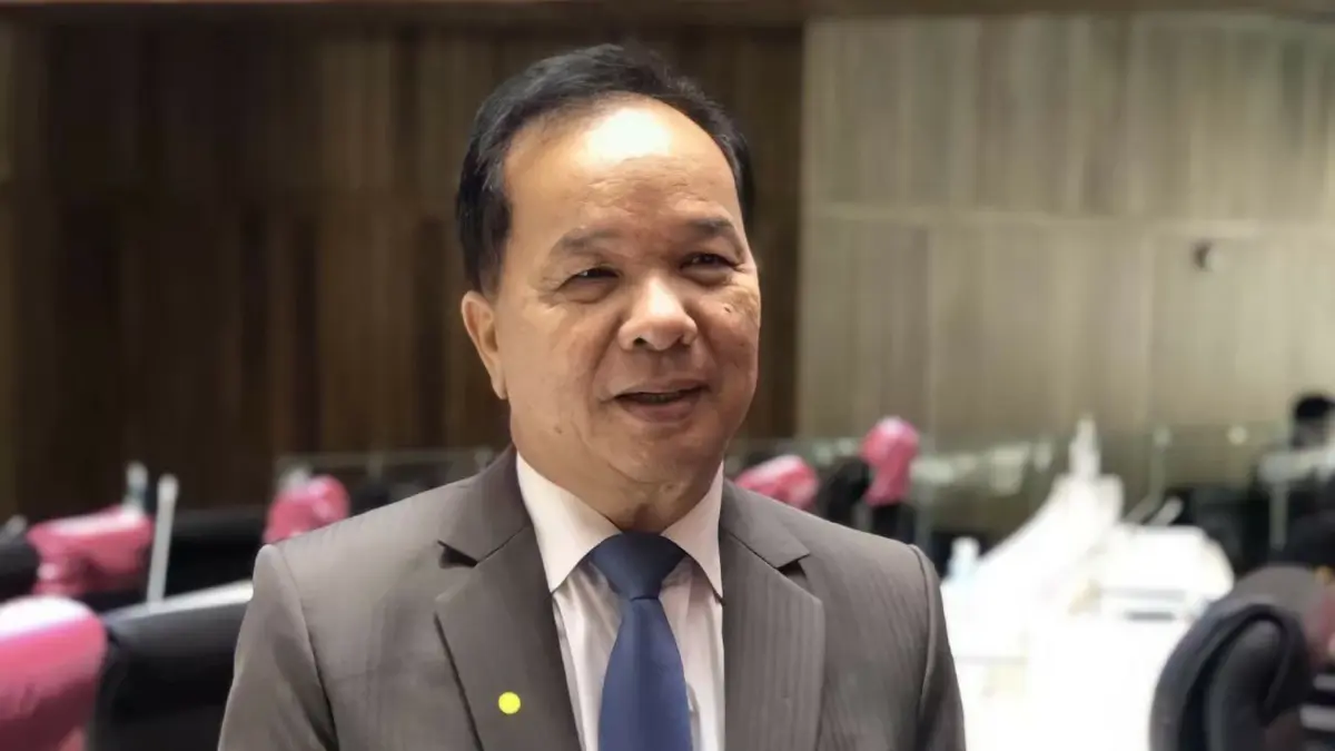"สมคิด"อัดรัฐเลิกยื้อเวลาควรยุบสภาฯคืนอำนาจประชาชน "สมคิด"อัดรัฐเลิกยื้อเวลาควรยุบสภาฯคืนอำนาจประชาชน