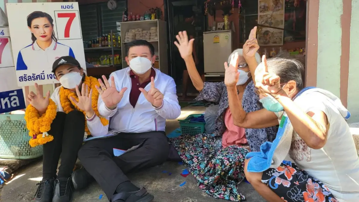 “สิระ” เตรียมปั้น “มาดามหลี” เข้าสภา เป็นองครักษ์พิทักษ์ลุงตู่
