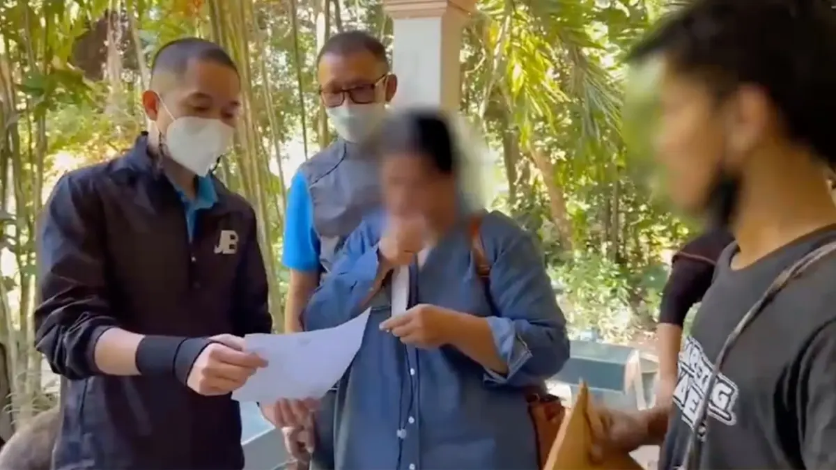 จับ 2 ผู้ต้องหา แก๊งรับจ้างเปิดบัญชีให้มิจฉาชีพ