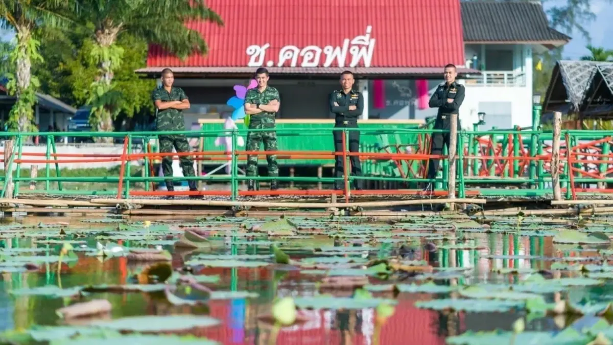 ทัวร์ลง! "กองทัพภาค 4" เปิดร้านคาเฟ่ใหม่ ชวนคนจิบกาแฟ-แลทหาร ทัวร์ลง! "กองทัพภาค 4" เปิดร้านคาเฟ่ใหม่ ชวนคนจิบกาแฟ-แลทหาร