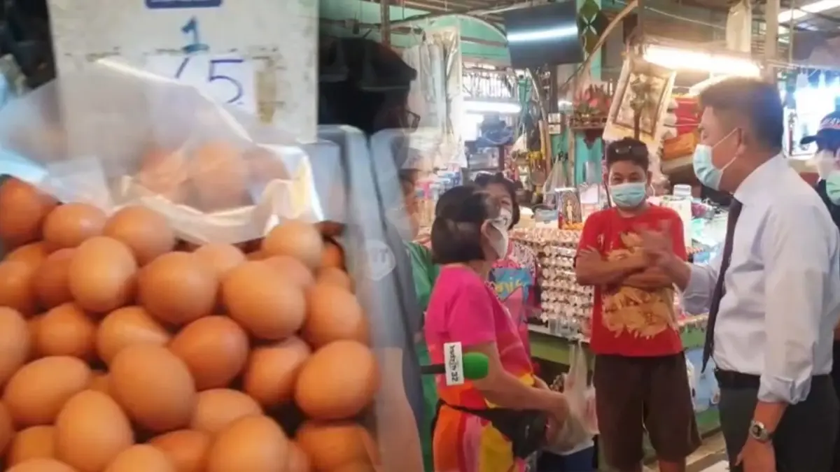 พาณิชย์เอาจริง! จับร้านค้าขายไข่ไก่เกินราคา พาณิชย์เอาจริง! จับร้านค้าขายไข่ไก่เกินราคา