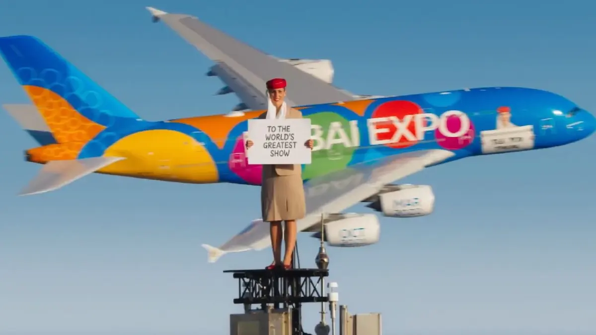 นางฟ้า Emirates สวยเสี่ยงตาย ขึ้นยอดตึกโปรโมต Dubai Expo 2020 นางฟ้า Emirates สวยเสี่ยงตาย ขึ้นยอดตึกโปรโมต Dubai Expo 2020