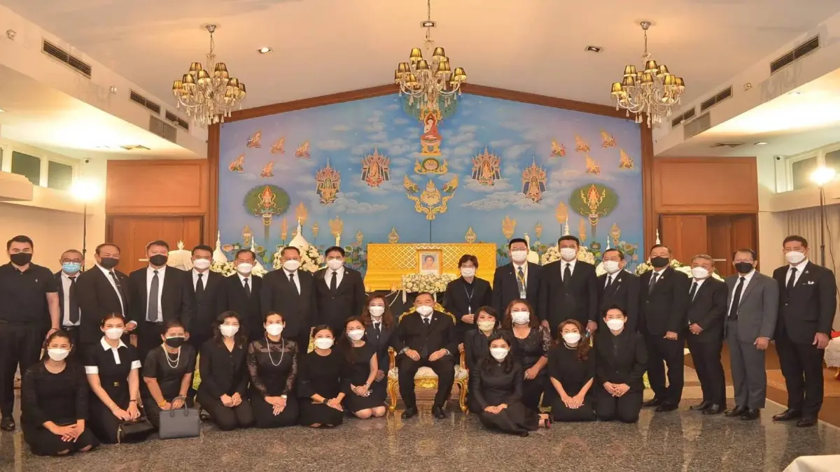 ส.ส.พปชร. ร่วมพิธีสวดพระอภิธรรม มารดา "ศ.ดร.นฤมล" ส.ส.พปชร. ร่วมพิธีสวดพระอภิธรรม มารดา "ศ.ดร.นฤมล"