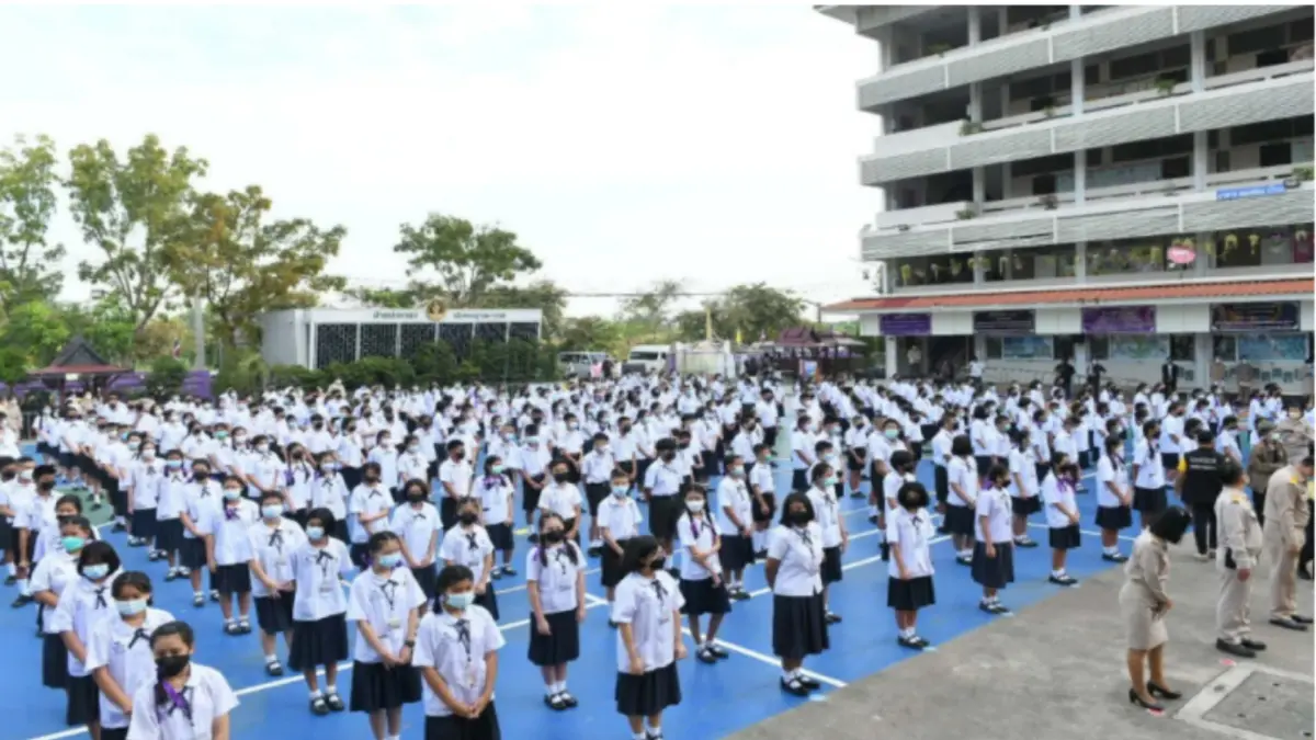 สธ. ย้ำคุมโควิดช่วงเปิดเทอม พบเด็กติดเชื้อไม่ต้องปิด รร. เว้นมีคลัสเตอร์