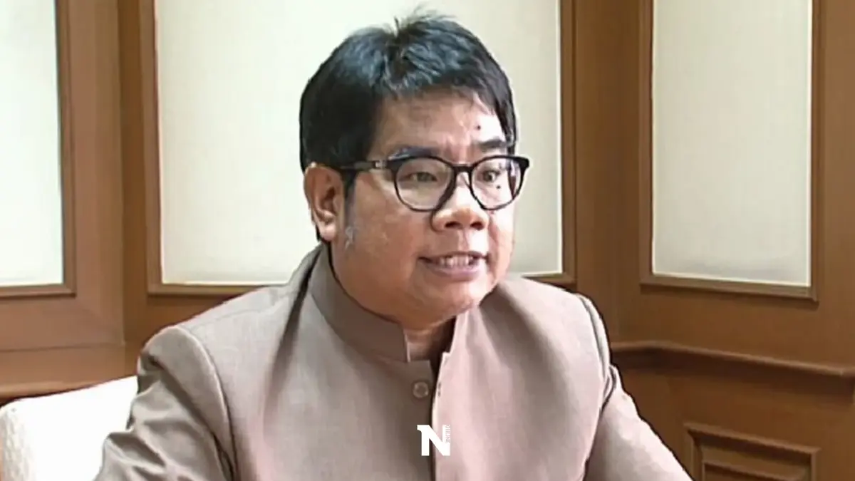 ดร.ธรณ์ ห่วงกรณีน้ำมันดิบรั่ว แนะเฝ้าระวังตลอดแนวชายฝั่งระยอง-แม่รำพึง ดร.ธรณ์ ห่วงกรณีน้ำมันดิบรั่ว แนะเฝ้าระวังตลอดแนวชายฝั่งระยอง-แม่รำพึง