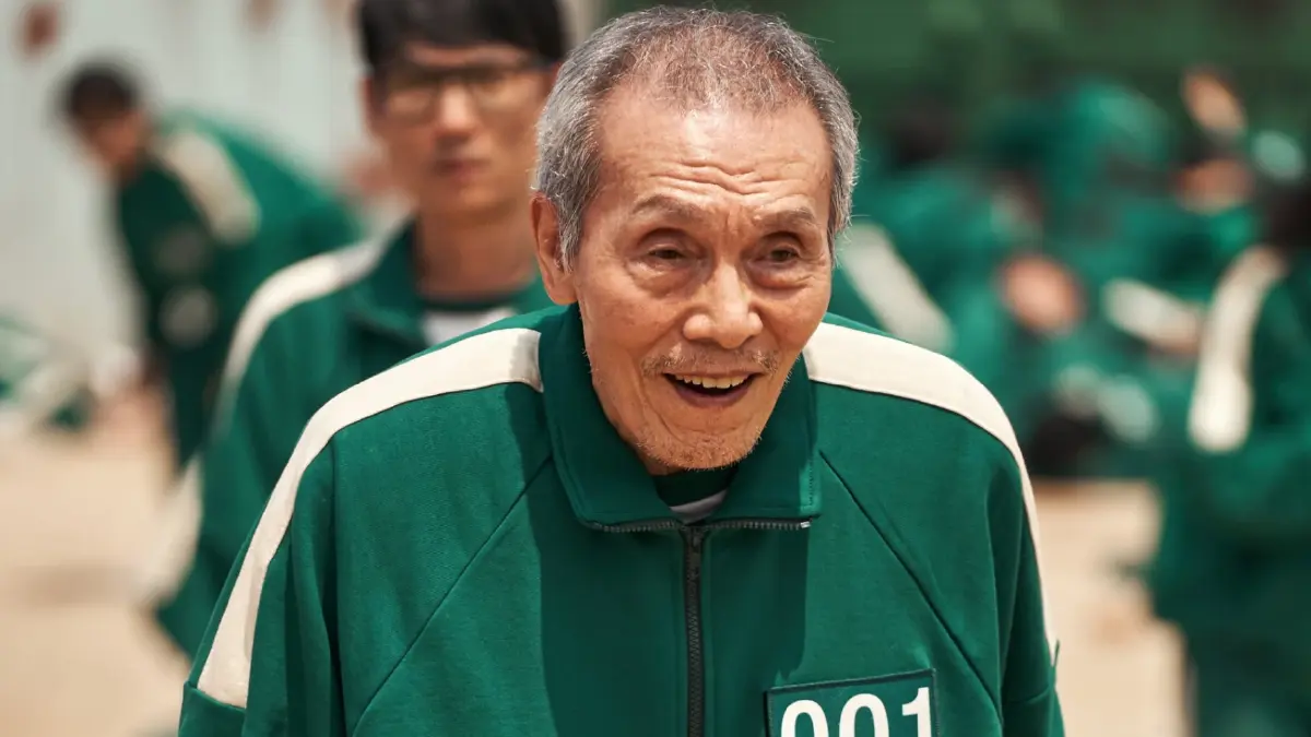 “โอยองซู” คุณตาวัย 77 ปี จาก “Squid Game” คว้ารางวัลลูกโลกทองคำ “โอยองซู” คุณตาวัย 77 ปี จาก “Squid Game” คว้ารางวัลลูกโลกทองคำ