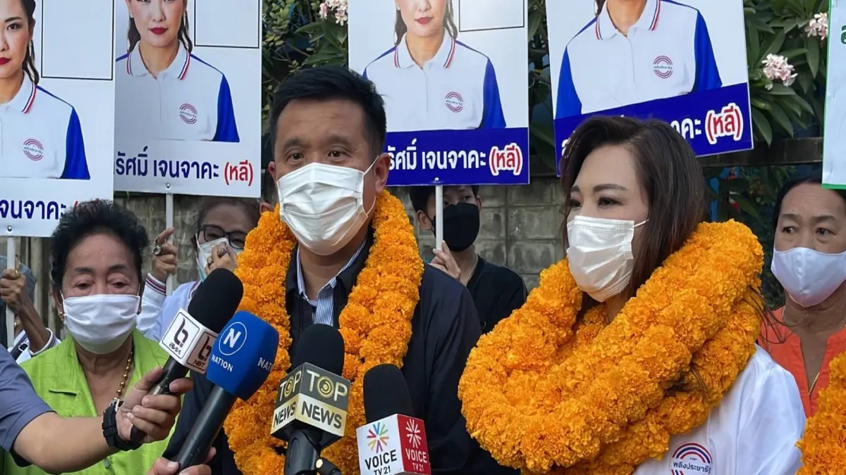 "ชัยวุฒิ" เมินกระแส "ทักษิณ"กลับไทย เพิ่มคะแนนเพื่อไทย
