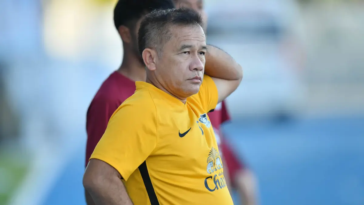 "โค้ชเตี้ย"ท้าเมืองทองดวลเกมรุกวัดคมฉลามชล "โค้ชเตี้ย"ท้าเมืองทองดวลเกมรุกวัดคมฉลามชล