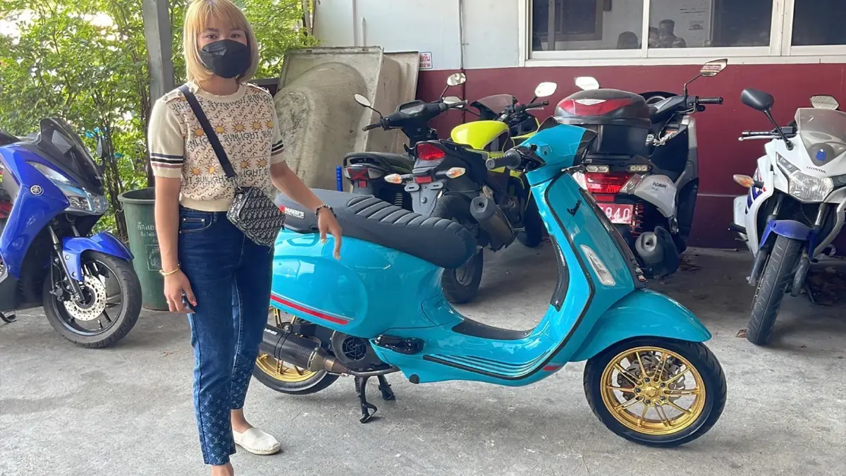 รวบหนุ่มแสบขโมยรถเวสป้า หลังเจ้าของลืมดึงกุญแจออก