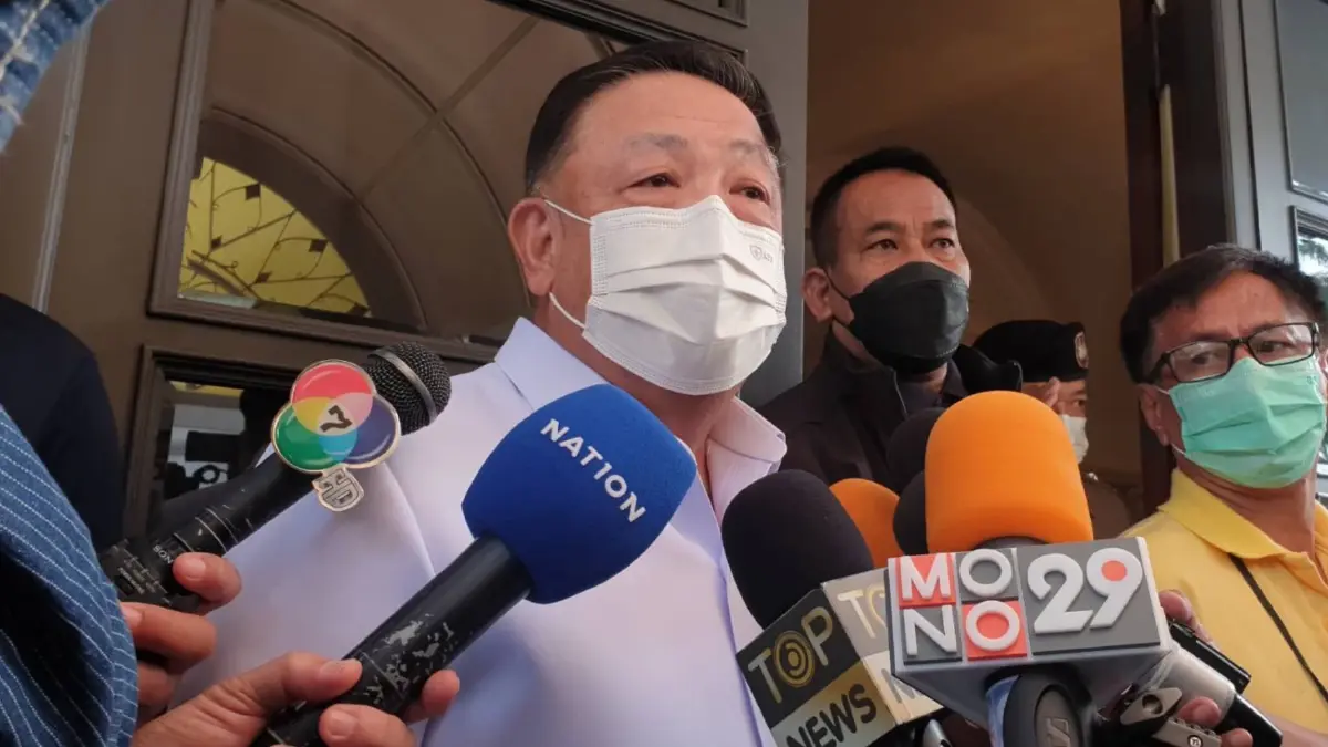 “ปลัด สธ.” ยัน "เตียงเพียงพอ" รองรับผู้ป่วยโควิดระดับสีเหลืองและแดง
