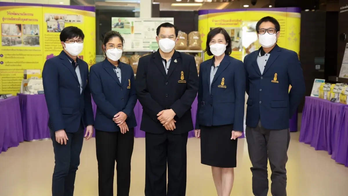 เปิดภารกิจ 3 ด้าน มูลนิธิทันตนวัตกรรม 10 ปี แห่งการค้นคว้า ปฏิบัติ และพัฒนา เปิดภารกิจ 3 ด้าน มูลนิธิทันตนวัตกรรม 10 ปี แห่งการค้นคว้า ปฏิบัติ และพัฒนา