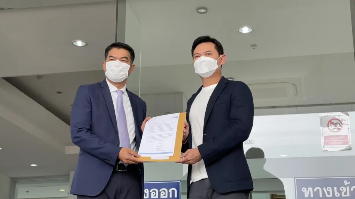“ดร.เอ้” บุก ป.ป.ช. ยื่นให้ตรวจสอบทรัพย์สินตนและภรรยาเพื่อความบริสุทธิ์ใจ “ดร.เอ้” บุก ป.ป.ช. ยื่นให้ตรวจสอบทรัพย์สินตนและภรรยาเพื่อความบริสุทธิ์ใจ